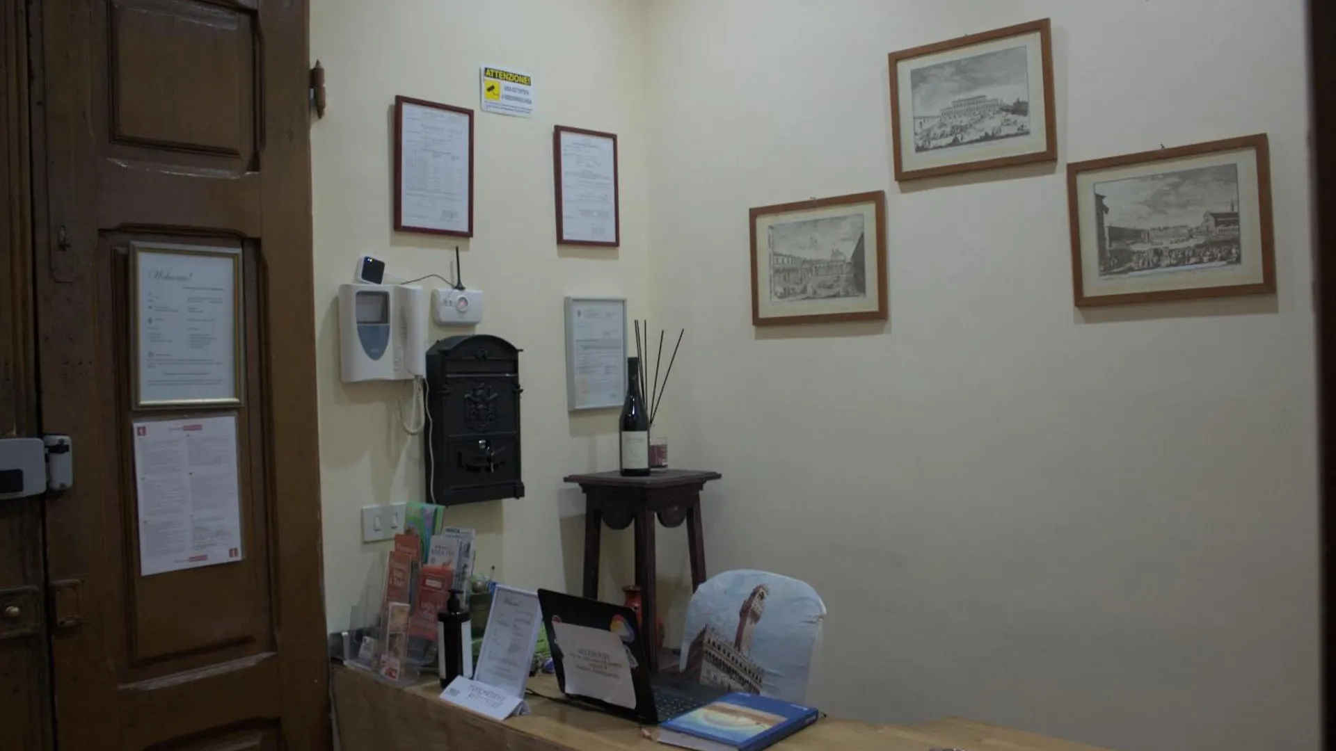 ** Bed & Breakfast Soggiorno Madrid Florence Italy