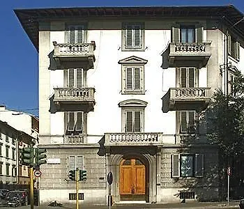 ** Bed & Breakfast Soggiorno Madrid Florence Italy